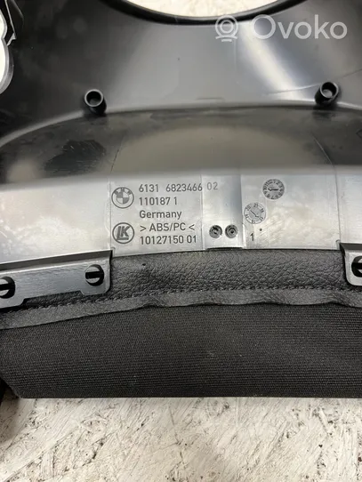 BMW 1 F20 F21 Ohjauspyörän pylvään verhoilu 6823466