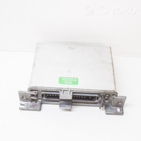 Mercedes-Benz SL R107 Sterownik / Moduł ECU 0025450032