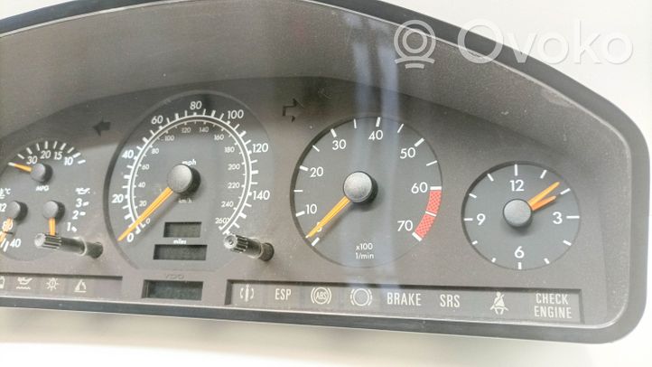 Mercedes-Benz SL R129 Nopeusmittari (mittaristo) 1294401211