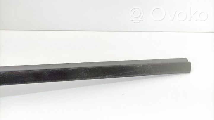 Mercedes-Benz SL R230 Rivestimento del vetro della portiera A2307200224