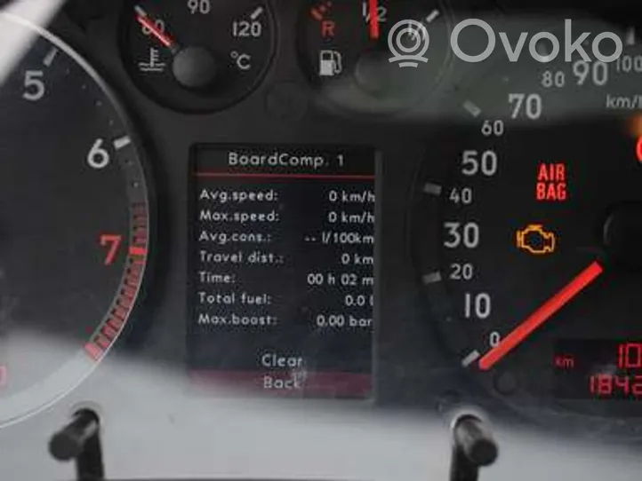 Audi RS6 C5 Velocímetro (tablero de instrumentos) 4B0920937B