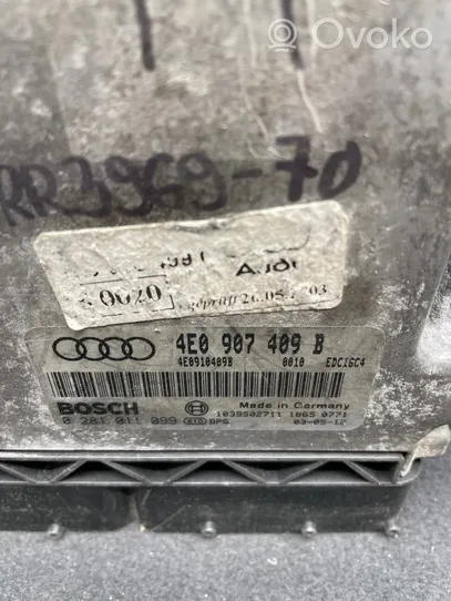 Audi A8 S8 D3 4E Moottorin ohjainlaite/moduuli 4E0907409B
