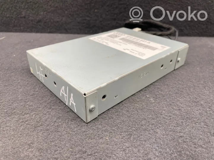 Audi A6 S6 C6 4F Video control module 4F0910441A