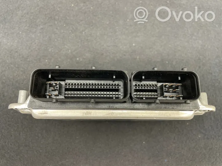 Audi A4 S4 B6 8E 8H Sterownik / Moduł ECU 038906019LM