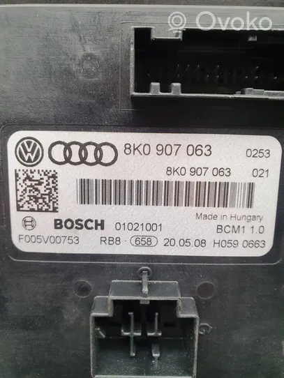 Audi A4 S4 B8 8K Komforto modulis 8K0907063