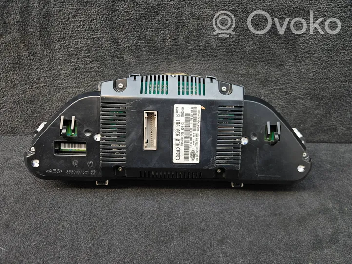 Audi Q7 4L Tachimetro (quadro strumenti) 4L0920981B