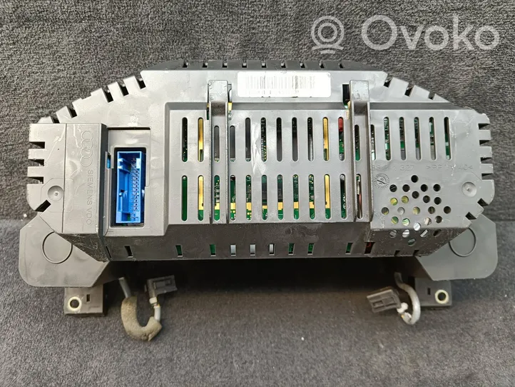 Audi A8 S8 D3 4E Compteur de vitesse tableau de bord 4E0920950A