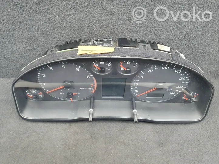 Audi A4 S4 B5 8D Tachimetro (quadro strumenti) 8D0919880E