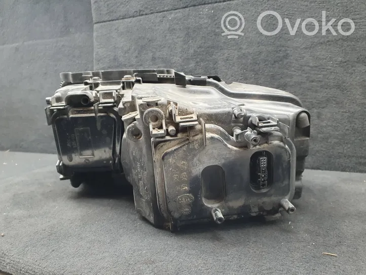 Audi A8 S8 D3 4E Lampa przednia 4E0941030CG