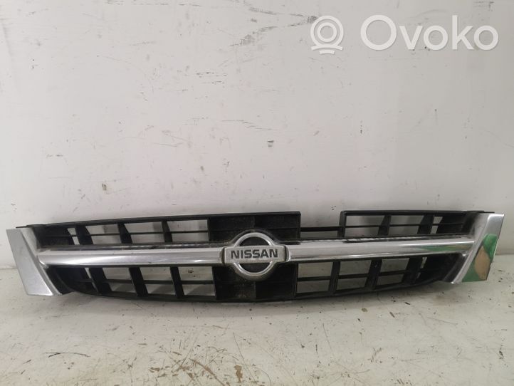 Nissan Maxima Atrapa chłodnicy / Grill 623100L800