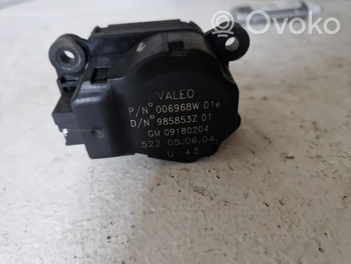 Opel Vectra C Motor/activador trampilla de calefacción 09180204