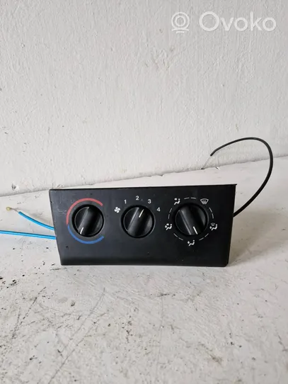 Opel Vectra B Climate control unit 