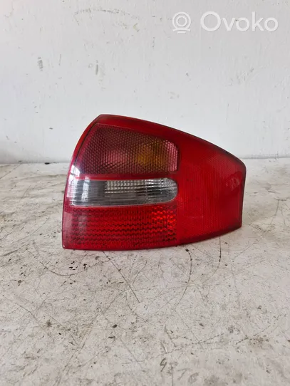 Audi A6 S6 C5 4B Lampa tylna 