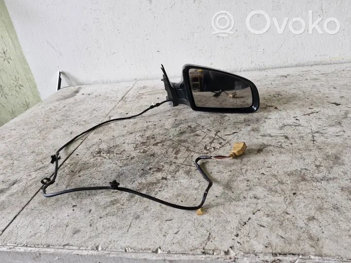 Audi A4 S4 B7 8E 8H Elektryczne lusterko boczne drzwi przednich 