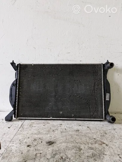 Audi A4 S4 B7 8E 8H Coolant radiator 