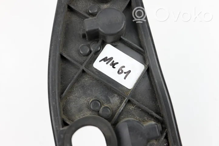Fiat Doblo Takavalon polttimon suojan pidike 20110751