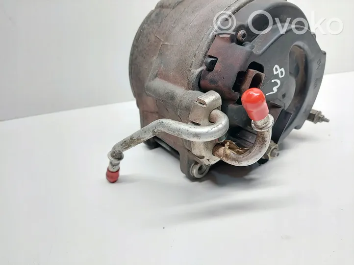 Volkswagen PASSAT B5.5 Generatore/alternatore 07D903021