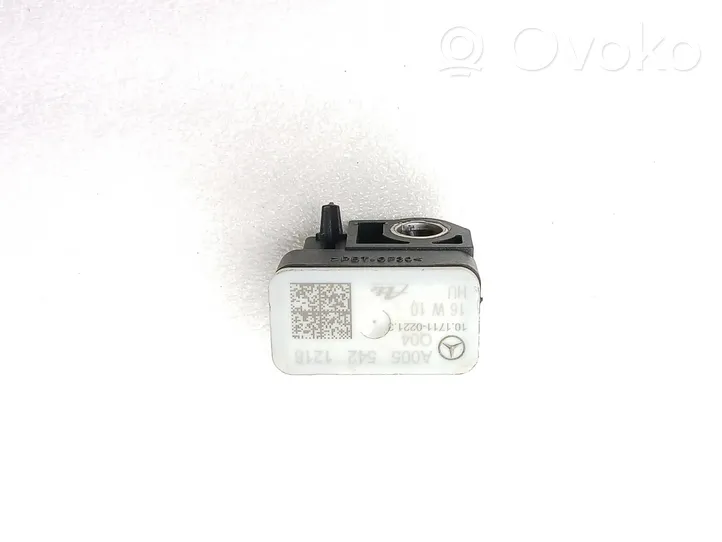 Mercedes-Benz GLE (W166 - C292) Sensore d’urto/d'impatto apertura airbag A0055421218