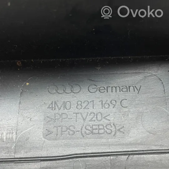 Audi Q7 4M Sparno užbaigimas 4M0821169C