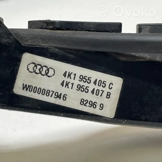 Audi A6 S6 C8 4K Priekinio stiklo valytuvų kojelė 4K1955406B