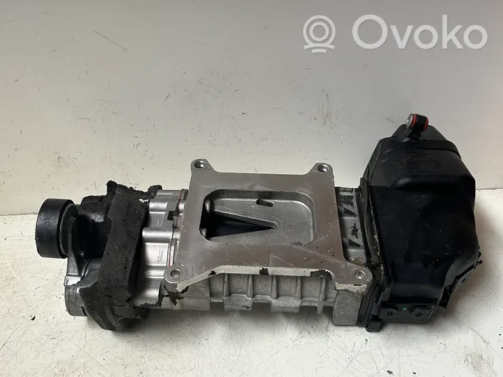 Volkswagen Golf VI Supercharger 03C145851E