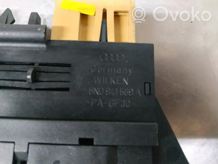 Audi TT Mk1 Inne przełączniki i przyciski 8N0941569A