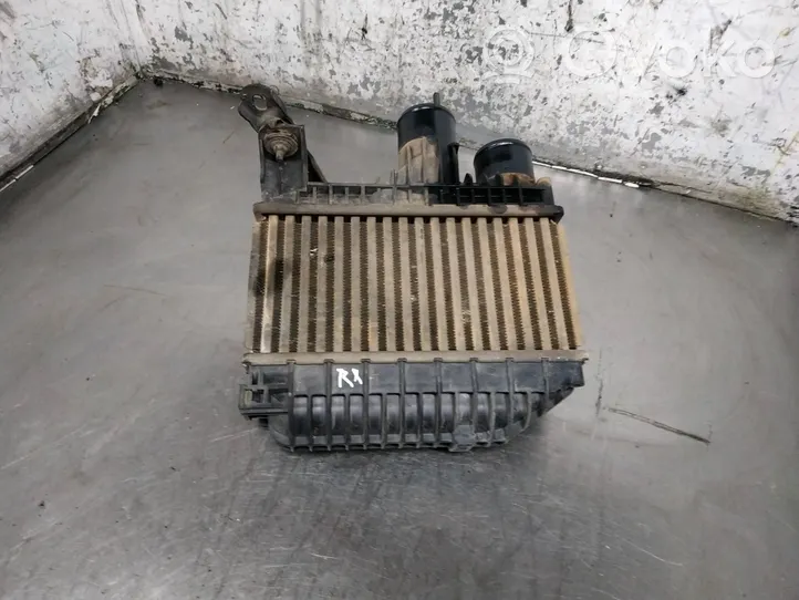 Toyota Avensis T270 Chłodnica powietrza doładowującego / Intercooler 873067D