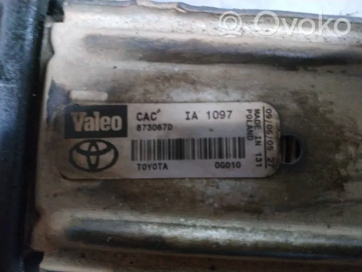 Toyota Avensis T270 Chłodnica powietrza doładowującego / Intercooler 873067D