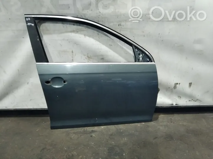 Volkswagen Jetta VI Drzwi przednie 