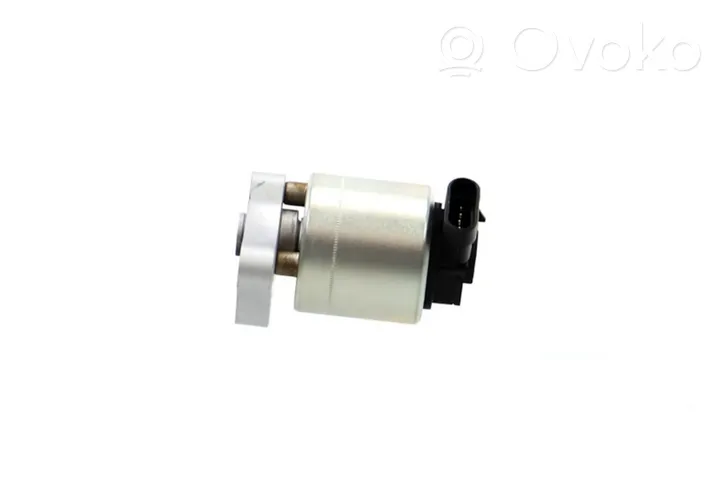 Opel Combo C EGR valve cooler 17098055