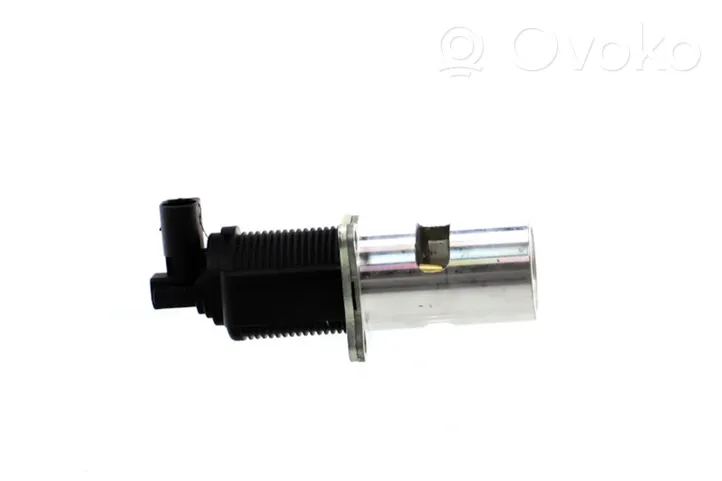 Nissan Interstar EGR-venttiili/lauhdutin 8200004883