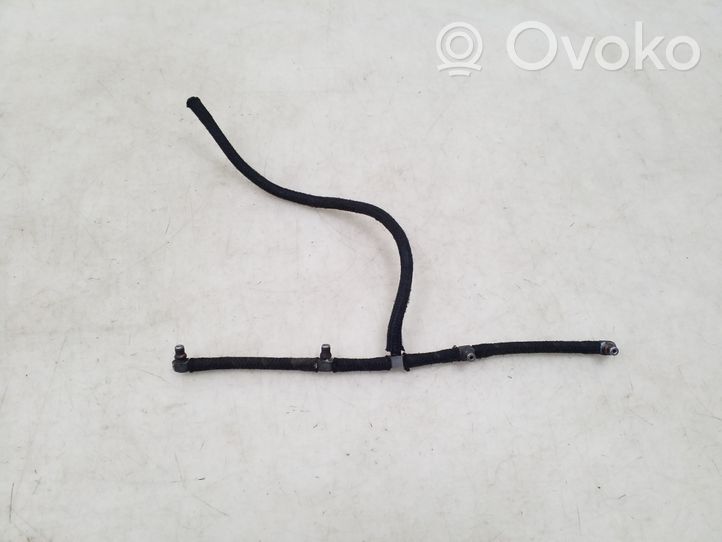 Opel Astra J Fuel return line/hose 