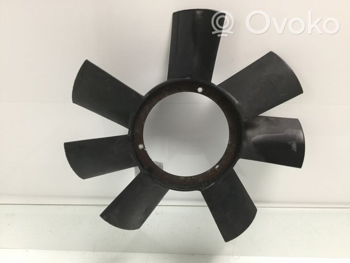 Audi A6 S6 C5 4B Convogliatore ventilatore raffreddamento del radiatore 077121301B