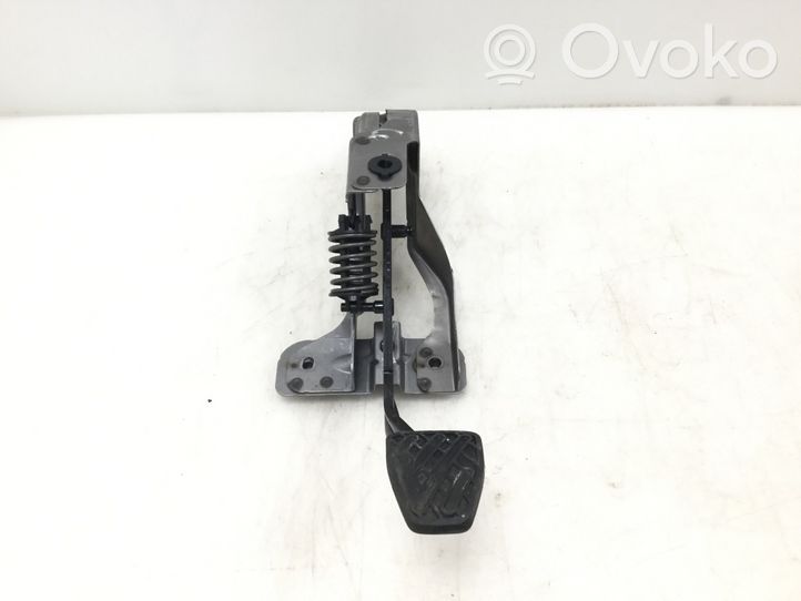 Nissan Qashqai Clutch pedal E001052X11