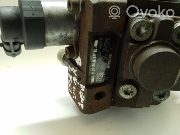 Opel Vivaro Pompe d'injection de carburant à haute pression 8200804288