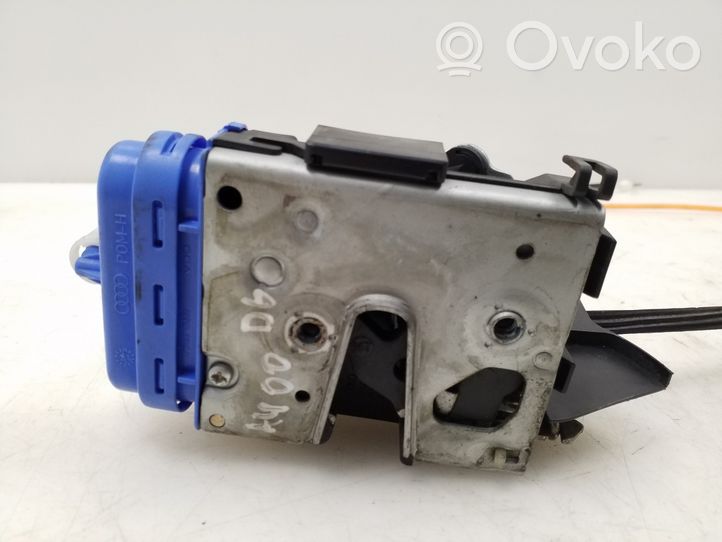 Audi A4 S4 B5 8D Blocco/chiusura/serratura del portellone posteriore/bagagliaio 8D0839016A