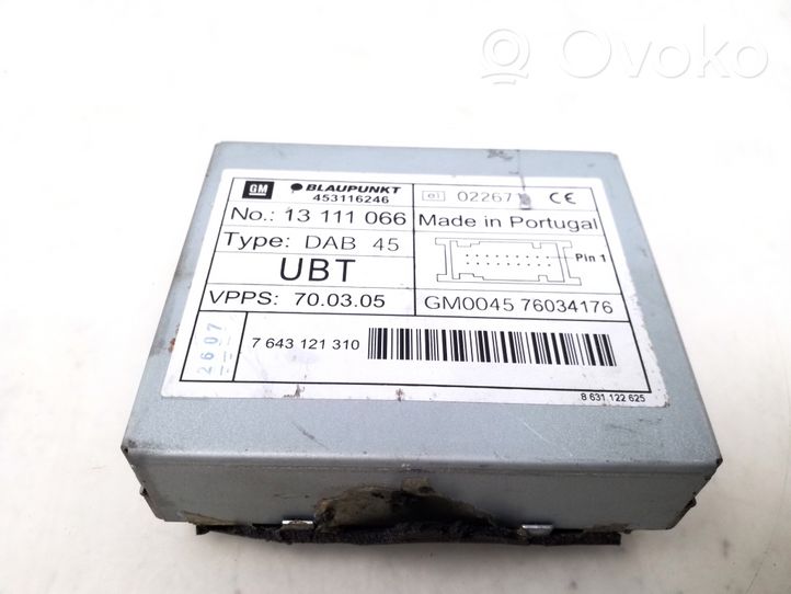 Opel Vectra C Aerial antenna amplifier 13111066