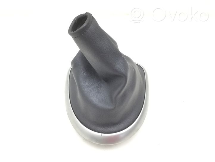 Nissan Qashqai Perilla/embellecedor de cuero de la palanca de cambios 96935JD000