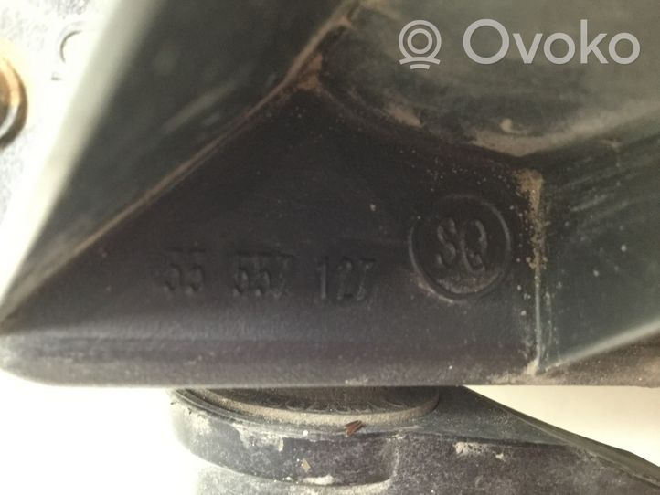 Opel Zafira B Ilmansuodattimen kotelo 55557127