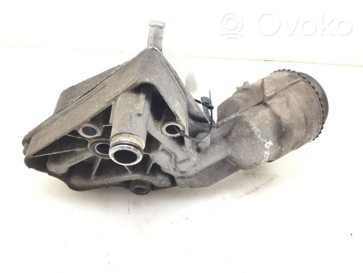 Opel Zafira B Support de filtre à huile 5989070231