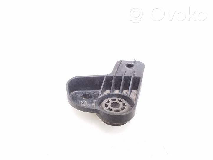 Opel Insignia B Staffa di montaggio del radiatore 84012896