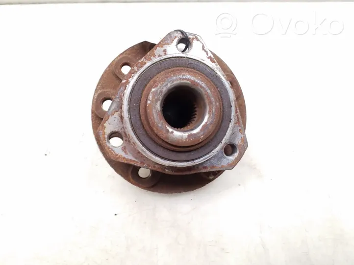 Opel Zafira B Roulement à billes de roue avant 9333070K