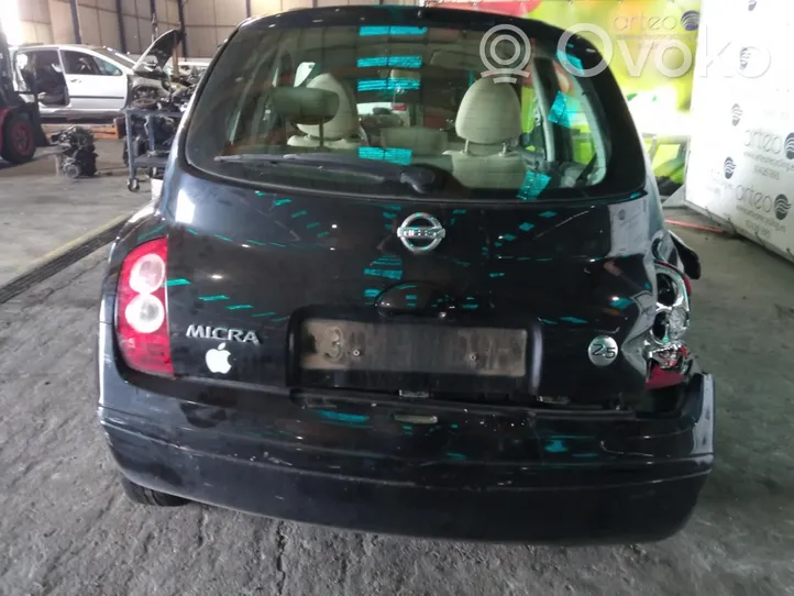 Nissan Micra Передний замок 