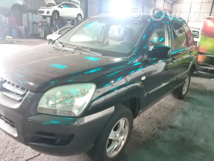 KIA Sportage Etulokasuojan reuna 