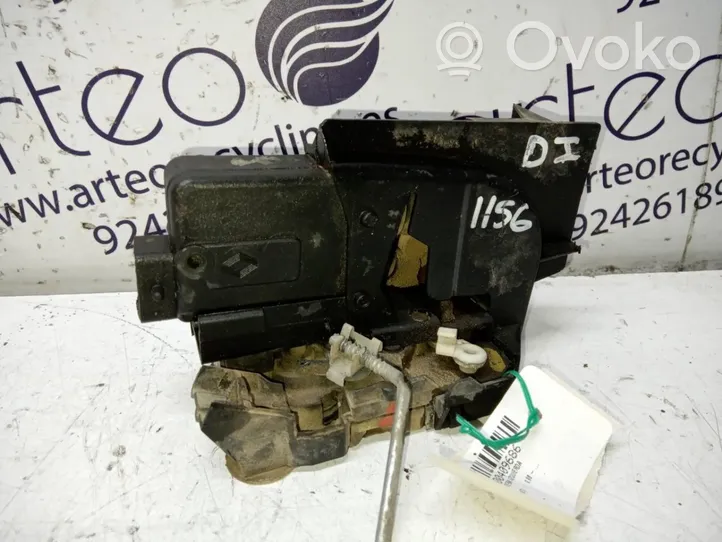 Renault Laguna I Front door lock 7701045753