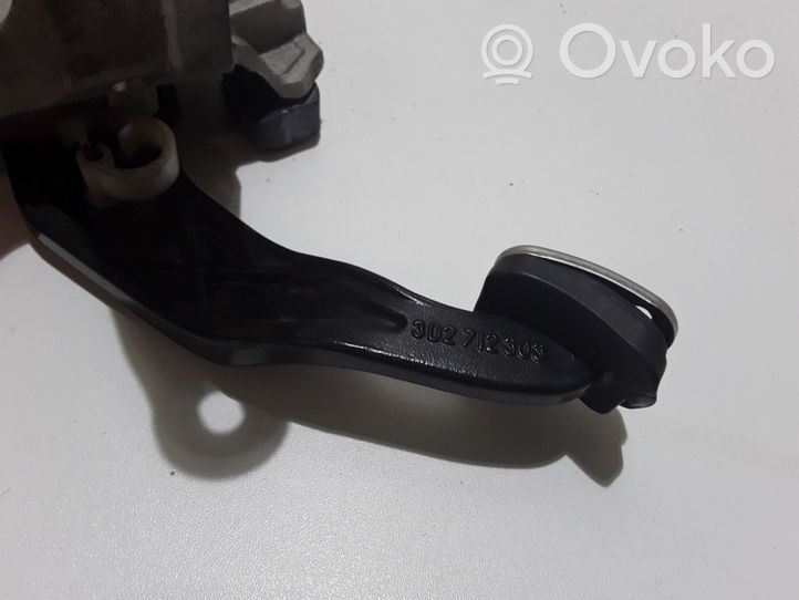 Volkswagen Phaeton Handbrake/parking brake lever assembly 013427025