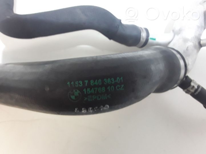 BMW M6 Engine coolant pipe/hose 7843261