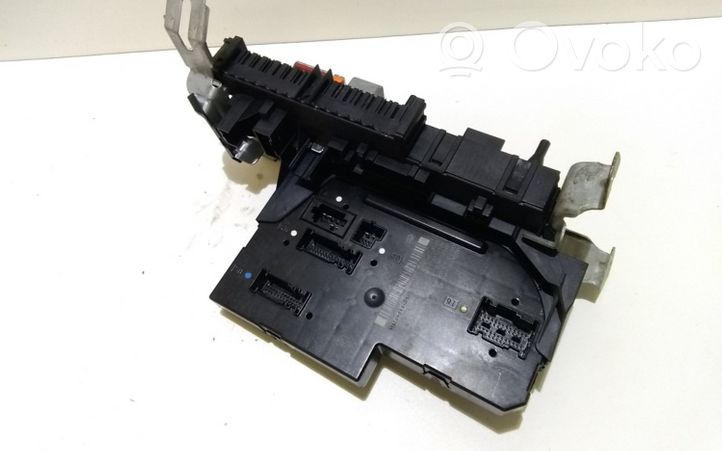 Mercedes-Benz E W212 Comfort/convenience module 2129060505