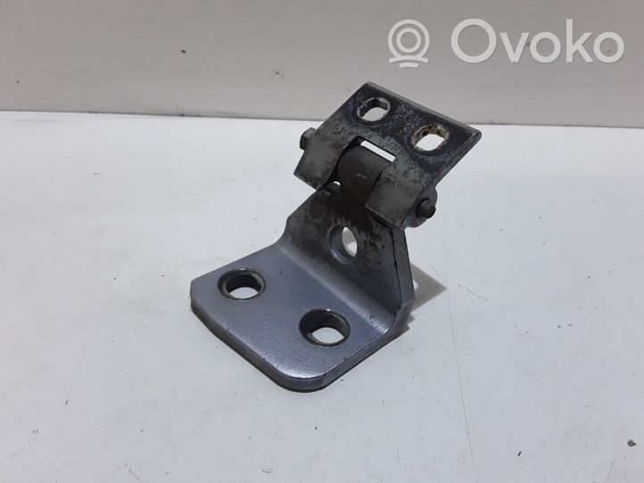 BMW X3 E83 Cerniera inferiore della portiera anteriore 3402821