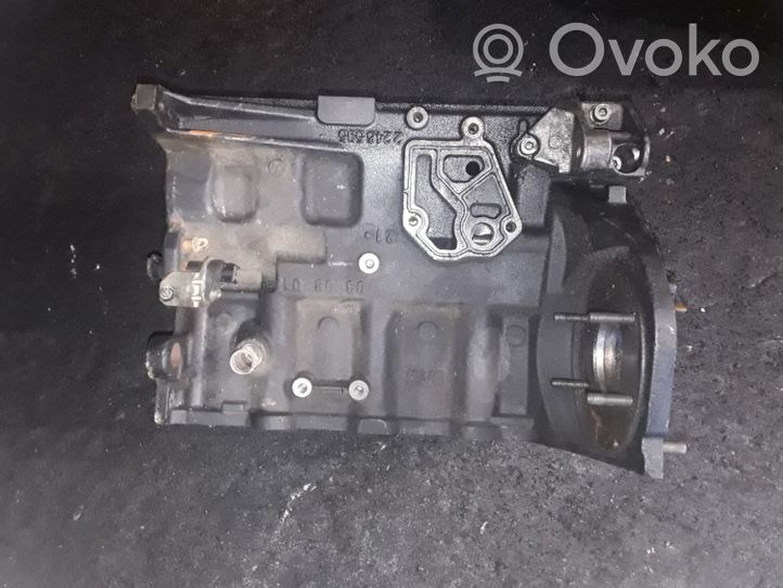 BMW 3 E46 Engine block 2246595